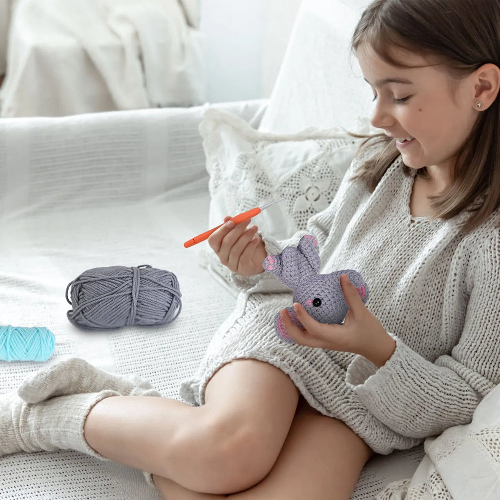 Beginner Crochet Kit, 2 Elephants - image 3