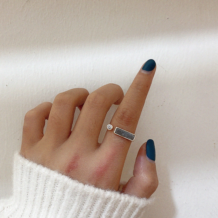 Vintage niche design zircon marble ring - image 5