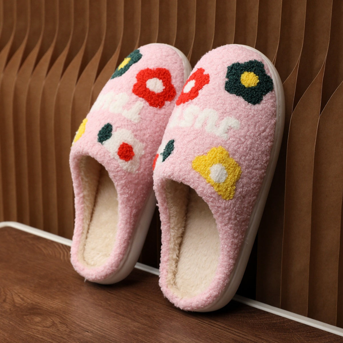 Lady's Flower Slippers Indoor Soft Bottom Cotton Slippers - image 3