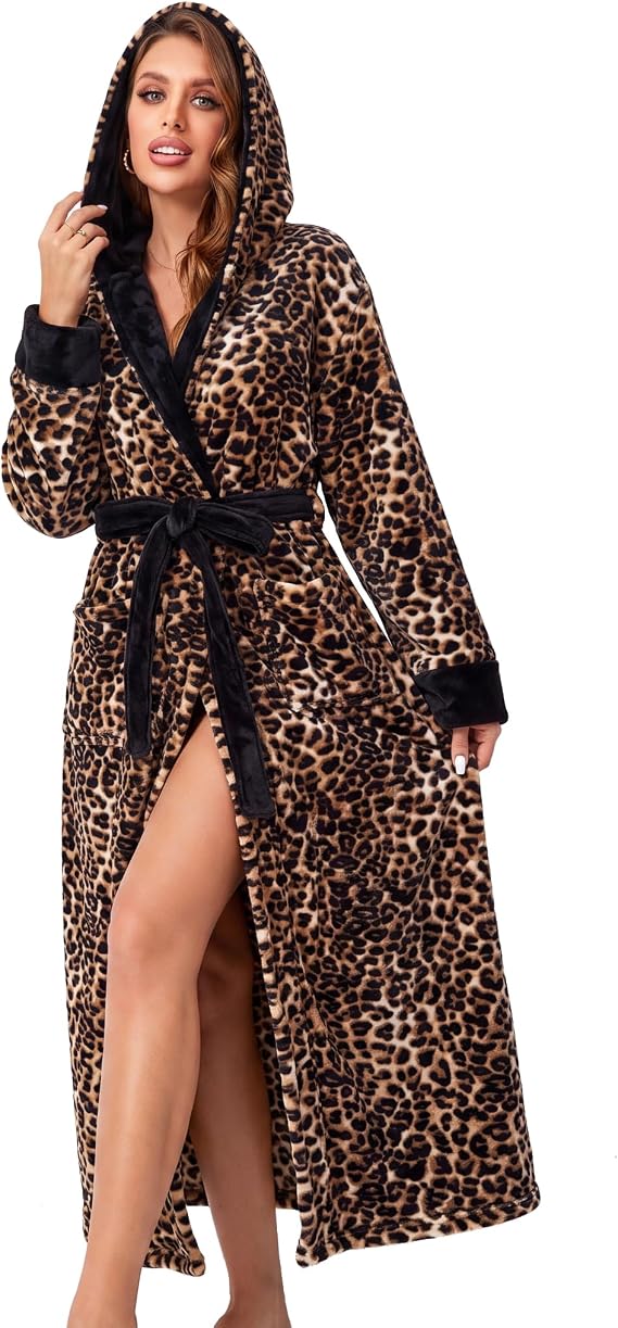 Women's Plush Hooded Bathrobe - image 2