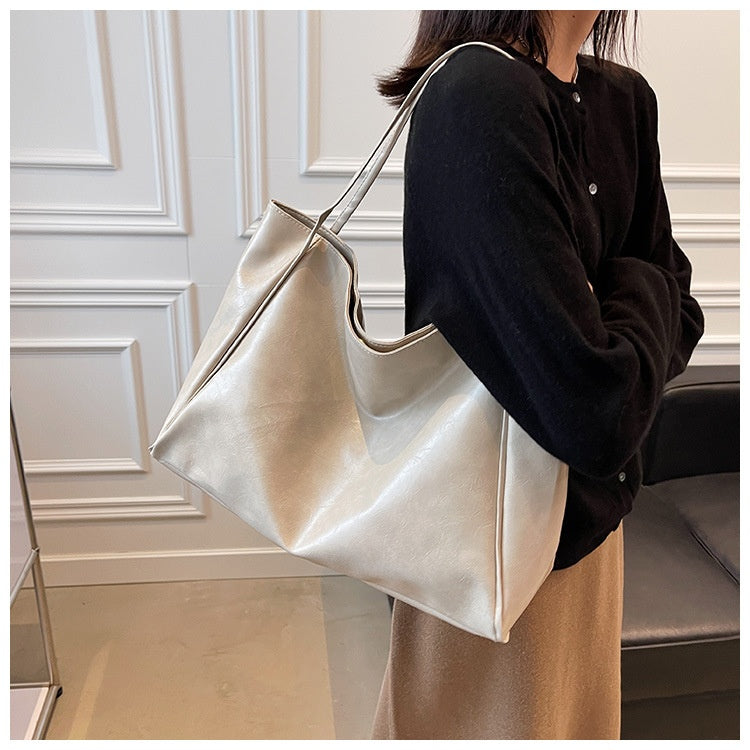 Vintage Women's Tote Bag Athletic Casual Fashion Large Capacity Leathe - image 1
